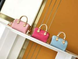 Picture of Louis Vuitton Handbags _SKUfw211003386fw